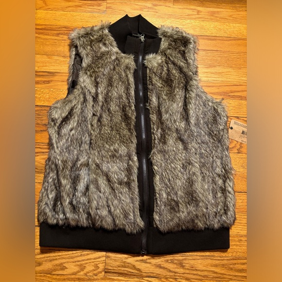 Ruff Hewn Vest NWT - Picture 2 of 9